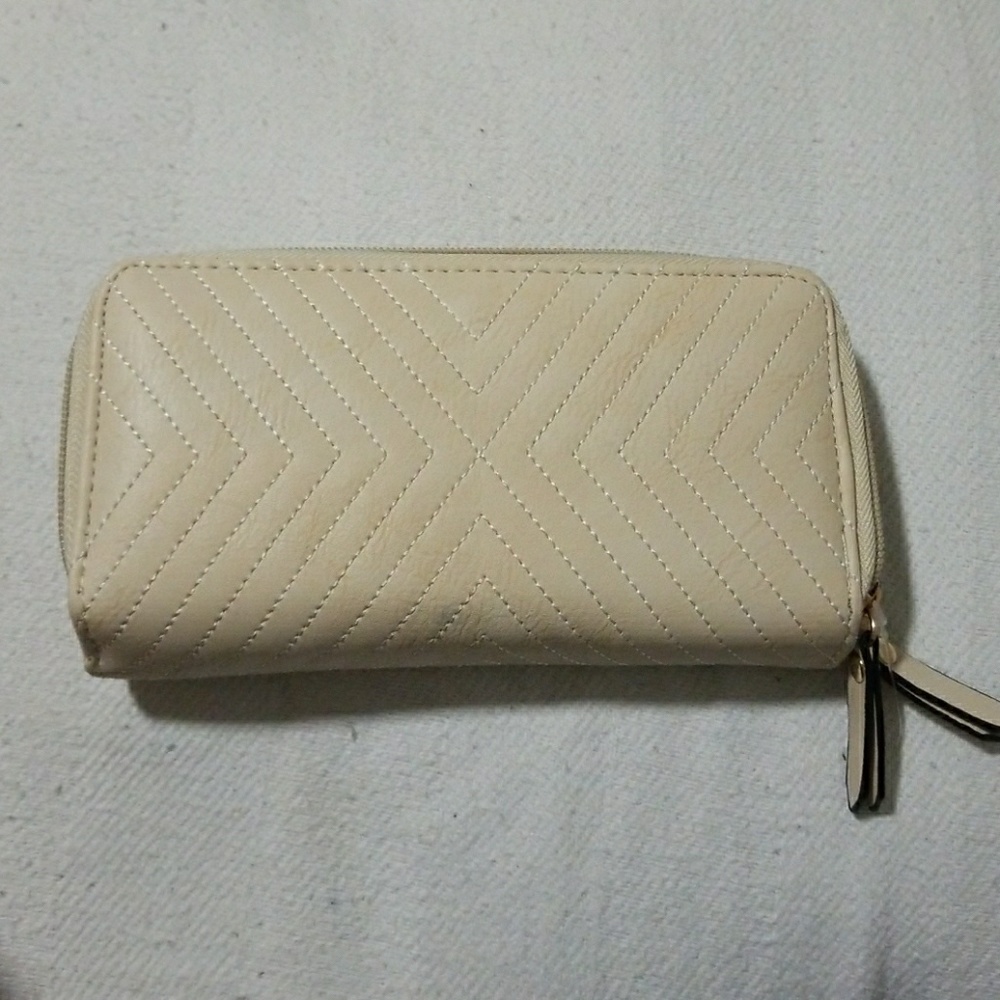 Tan Wallet